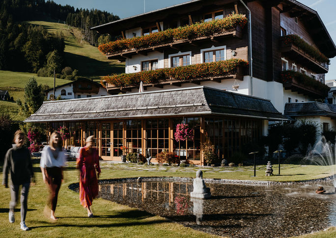 Ayurveda Resort Sonnhof Yoga Garten