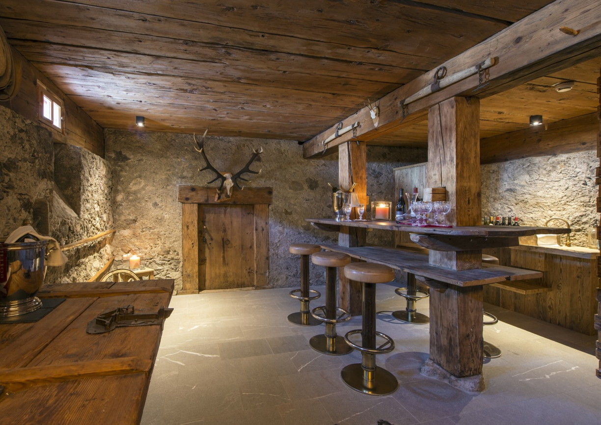 c Brambleski Chalet 1597