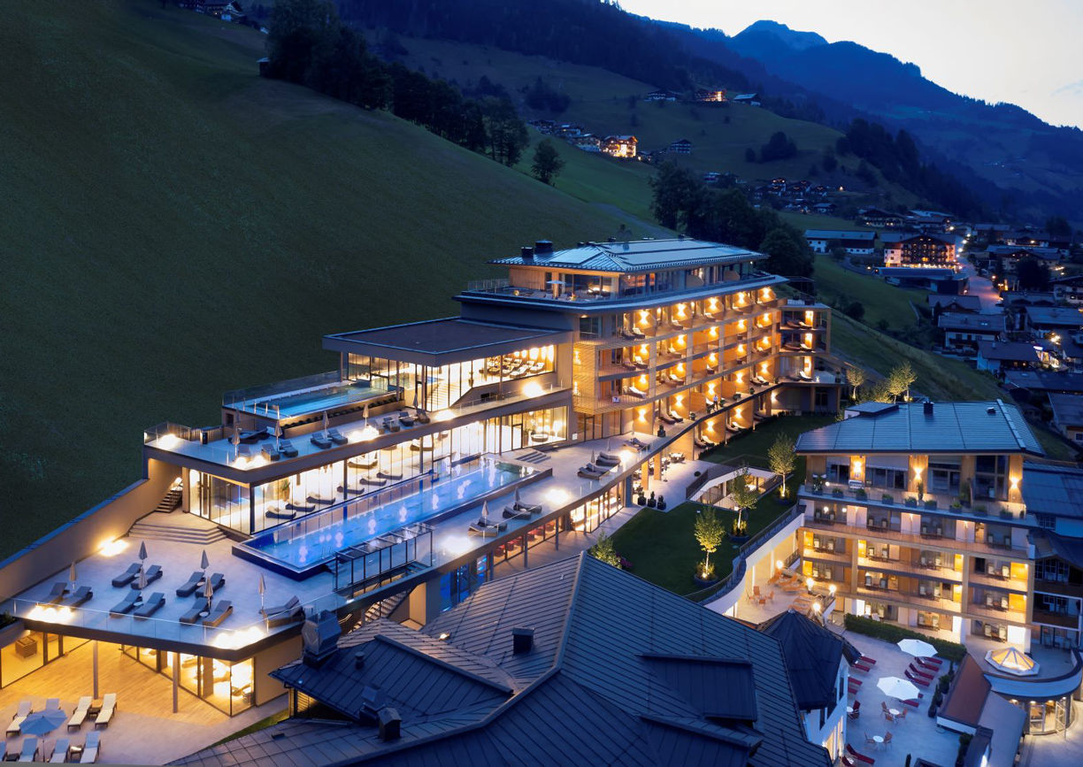 Das Edelweiss Salzburg Mountain Resort Hotel Großarl Infinity Pool