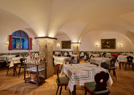 Hotel Goldener Hirsch Salzburg Getreidegasse Restaurant Innenansicht