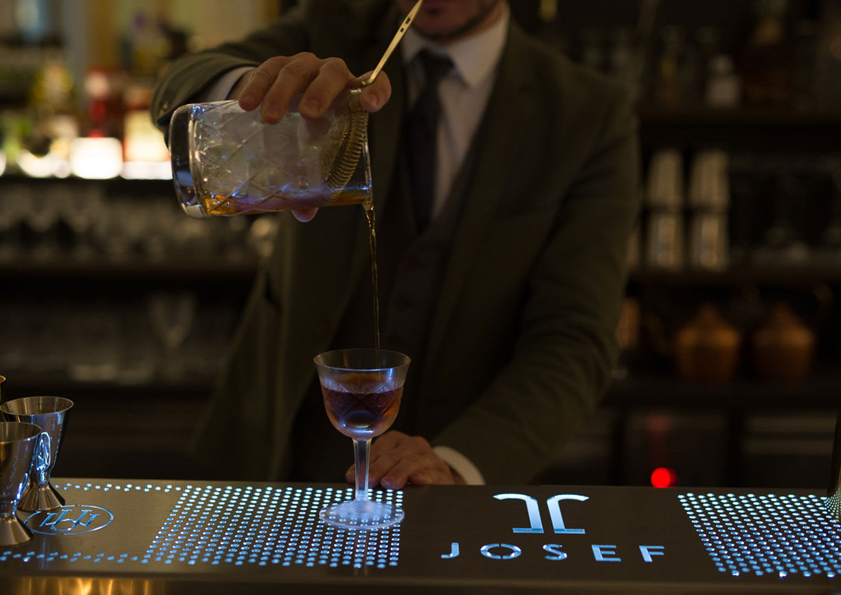 Josef Cocktail Bar