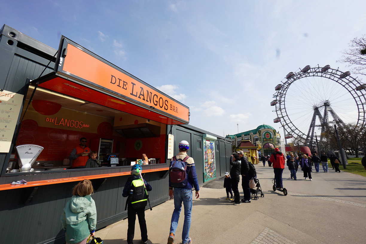 Die Langos Bar am Wiener Prater